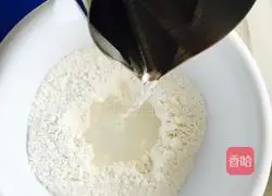 Illustration of how to make piglet and sesame glutinous rice balls 7