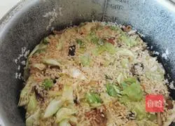 Illustration of Cabbage Braised Rice (Voltage Cooker Version) 14