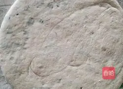 Scallion sesame oil pancake Practice illustration 10