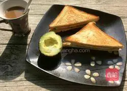 Avocado Sandwich Recipe Illustration 15