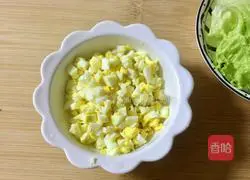 Illustration of how to make ham, cheese and egg sandwich 4