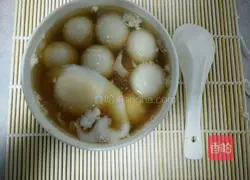 Illustration of how to make poached egg dumplings 5