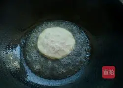 Illustration of how to make dumpling skin version of sesame cakes 6