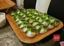 How to make dumplings stuffed with celery and meat Illustration 5