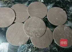 Illustration of how to make colorful dumpling wrappers 10