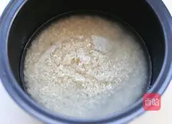 Illustration of how to make braised pork ribs with rice 1