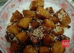 Illustration of how to make glazed steamed buns 3