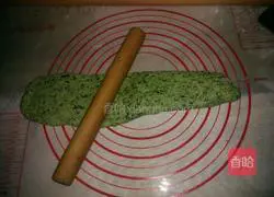 Illustration of how to make sweet potato leaf cake 6