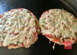 Electric baking pan version...pizza recipe illustration 5