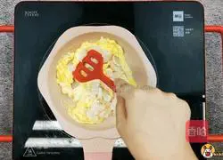 Illustration of how to make three-color clam fried rice 5