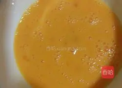 Illustration of how to make green onion and egg pancakes 2