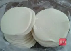 Illustration of how to make amaranth meat dumplings 7