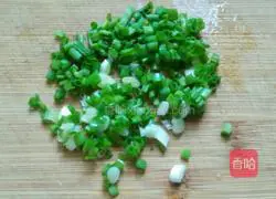 Illustration of how to make green onion noodles 2