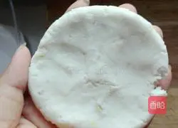 Illustration of how to make sweet potato, glutinous rice and bean paste pancakes 7