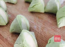 Illustration of how to make jade dumplings 3
