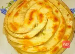 Illustration of how to make scallion pancake 12