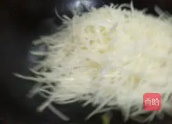 Illustration of how to make glutinous rice rolls 4