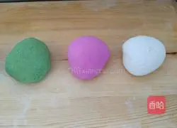 Illustration of how to make fruit and vegetable colored noodles 11