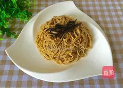 Illustration of how to make scallion oil cold noodles 6