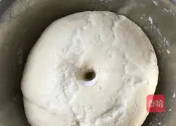 Illustration of how to make kohlrabi buns 5