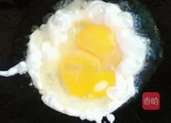 Illustration of how to make egg fried rice 2