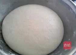 Illustration of how to make pork buns 9