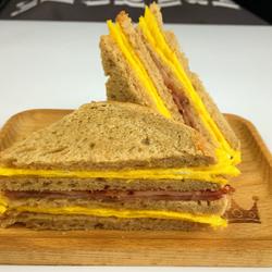 Ham and egg sandwich
