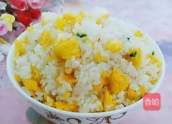 Illustration of how to make egg fried rice 9