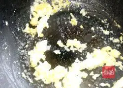 Illustration of how to make prawn fried rice 3