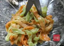 Noodles and meatballs...Illustration of how to make baby rice 9