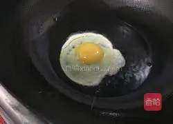 Illustration of how to make foie gras fried rice 3