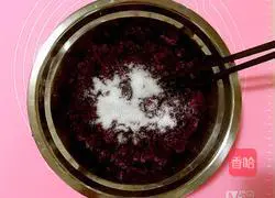 Illustration of how to make purple sweet potato and glutinous rice dumplings 4