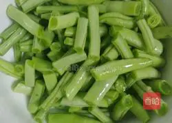 Illustration of how to make hand-made noodle soup 6