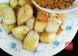 Illustration of how to make barbecue flavored steamed buns 7