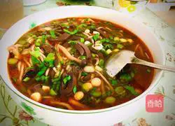 Illustration of the recipe of spicy and sour duck blood potato powder 13