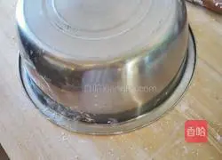  Illustration of how to make quince leaf cake 7