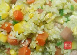 Illustration of how to make egg fried rice 12