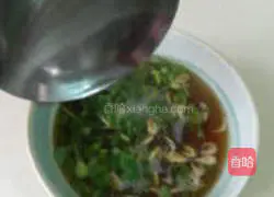 Soy Sauce Wonton Noodles Recipe Illustration 6