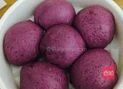 Illustration of how to make sweet potato and purple potato buns 4