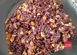 Illustration of making glutinous rice eggs 12