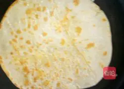 Illustration of egg-filled pancakes 17