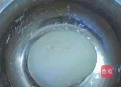 Pork Illustration of how to make celery and mushroom buns 4