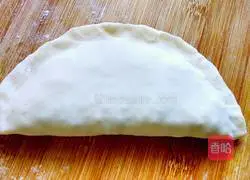 Illustration of how to make chives, shrimps and egg pancakes 9