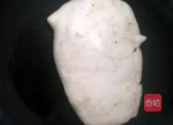 Illustration of how to make sweet potato and salt and pepper layer cake 15