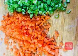 Illustration of how to make egg fried rice 1