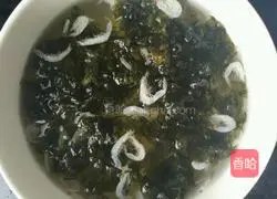 Illustration of how to make seaweed and shrimp wontons 5