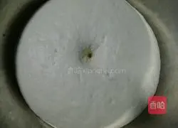 Illustration of how to make hollow sesame cake 5