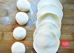 Rose flower steamed buns Practice illustration 9