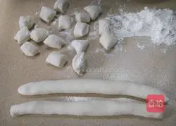 Illustration of how to make steamed buns 2