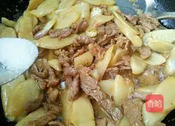 Illustration of how to make stir-fried pork with young ginger 6